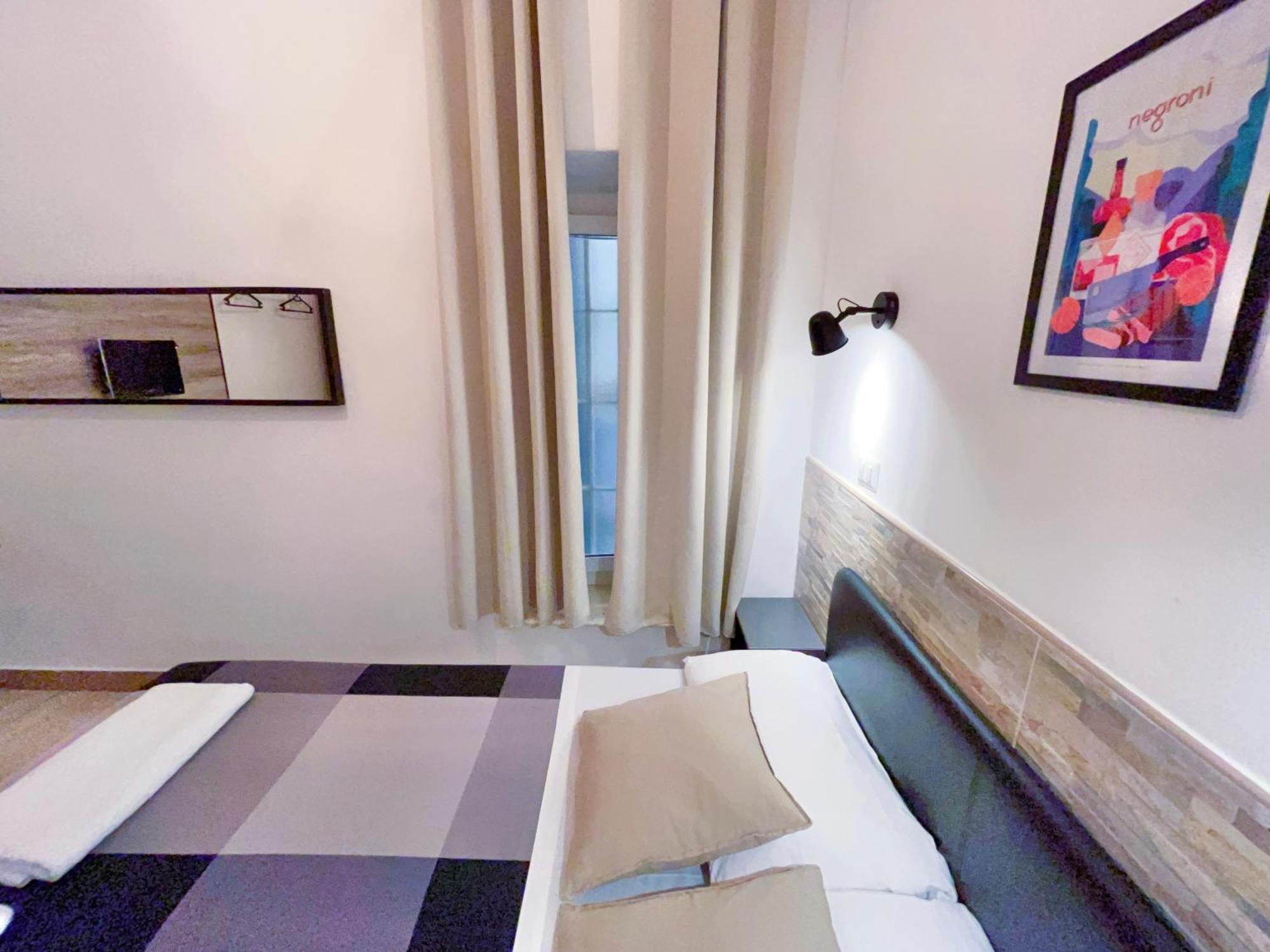 Overseas Guesthouse ローマ エクステリア 写真