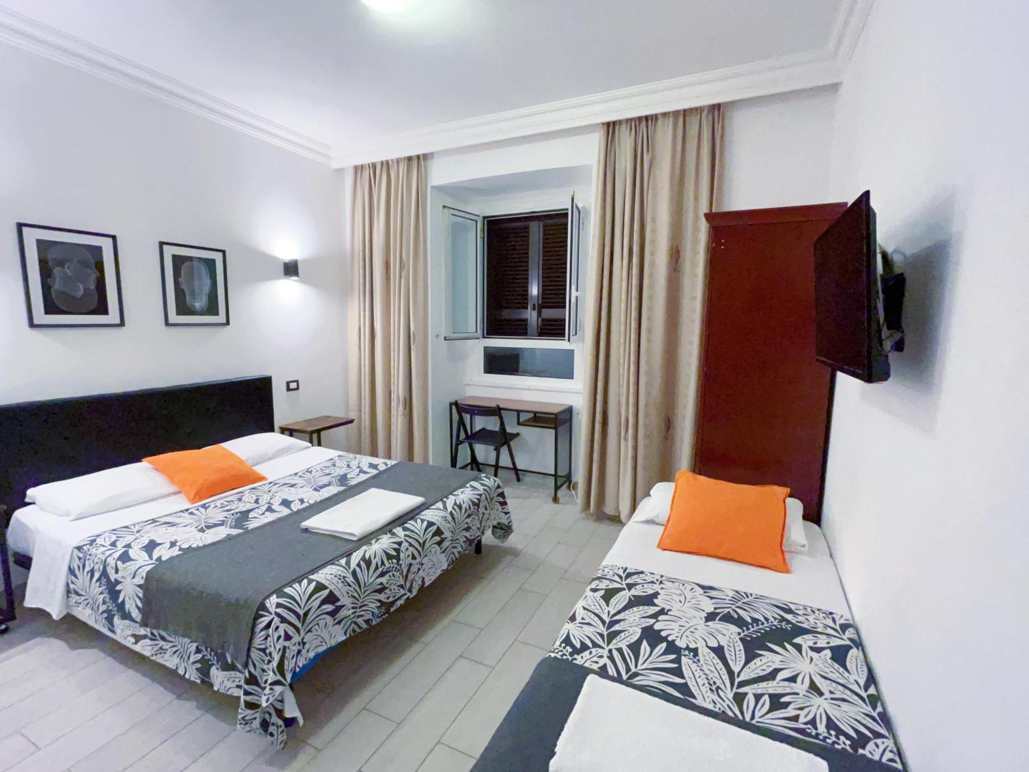 Overseas Guesthouse ローマ エクステリア 写真